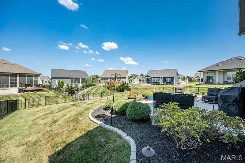 105 Royal Inverness Parkway, Dardenne Prairie, MO 63368 — listing photo 36 of 38
