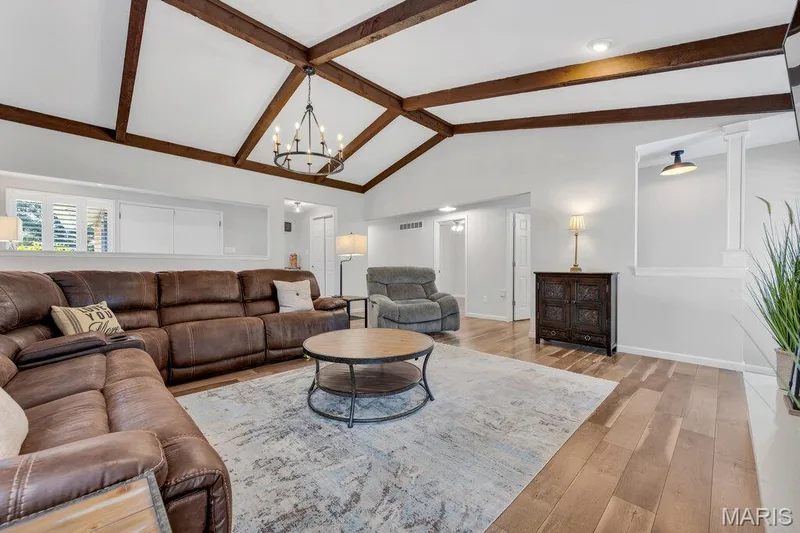 2 Bridal Oak Court, O'Fallon, MO 63366 — listing photo 8 of 56