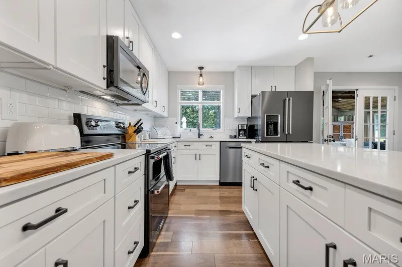 2 Bridal Oak Court, O'Fallon, MO 63366 — listing photo 14 of 56