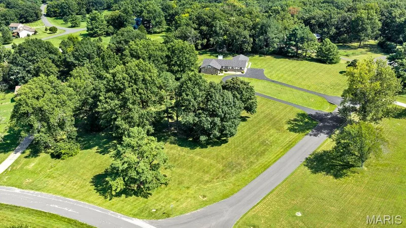 2 Bridal Oak Court, O'Fallon, MO 63366 — listing photo 43 of 56