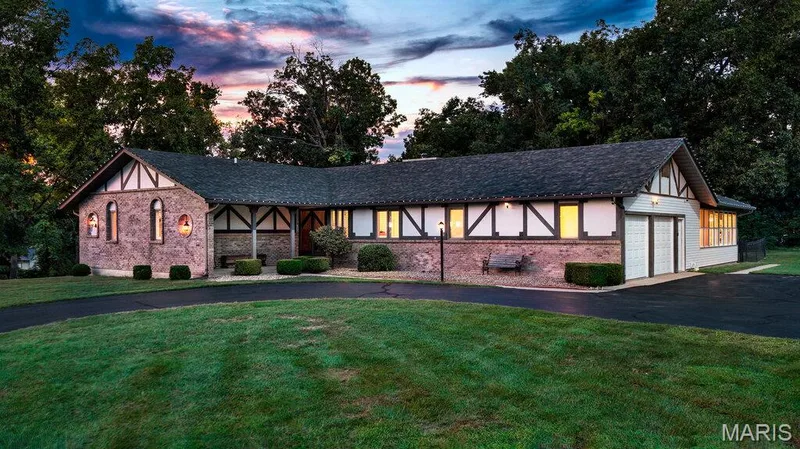 2 Bridal Oak Court, O'Fallon, MO 63366 — listing photo 49 of 56