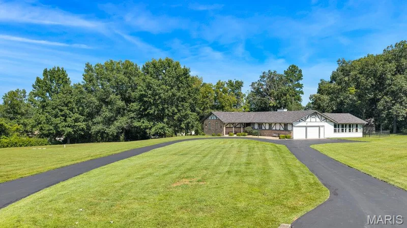 2 Bridal Oak Court, O'Fallon, MO 63366 — listing photo 53 of 56
