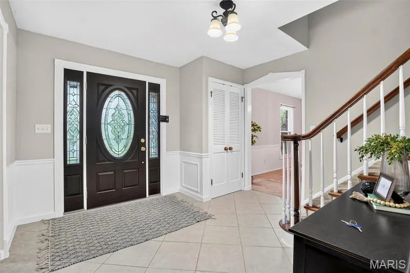 184 Gunston Hall Court, Chesterfield, MO 63017 — listing photo 4 of 48
