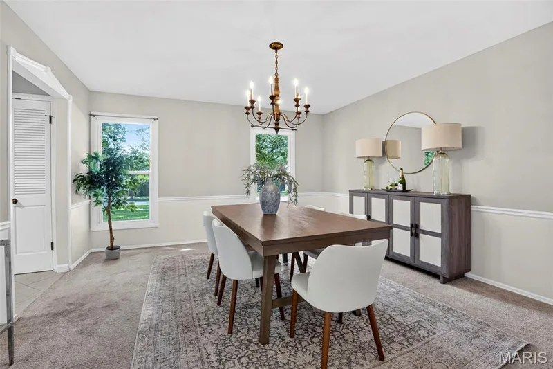 184 Gunston Hall Court, Chesterfield, MO 63017 — listing photo 7 of 48