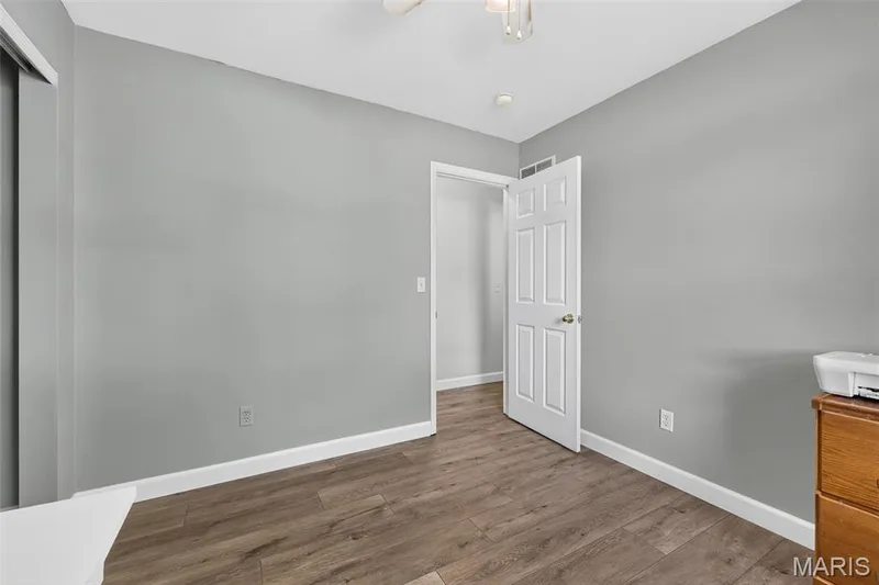 206 Geranium Drive, O'Fallon, MO 63366 — listing photo 15 of 25