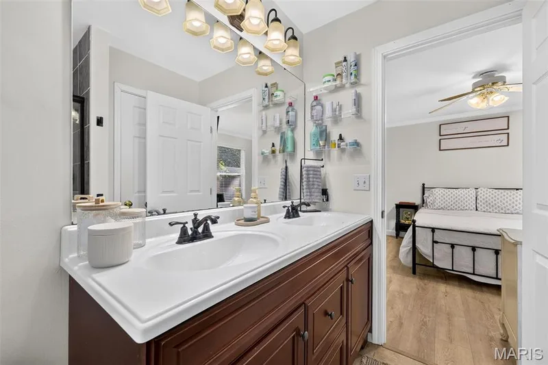 206 Geranium Drive, O'Fallon, MO 63366 — listing photo 11 of 25