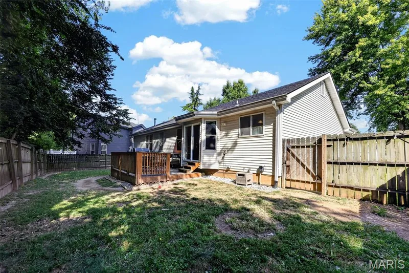 206 Geranium Drive, O'Fallon, MO 63366 — listing photo 22 of 25