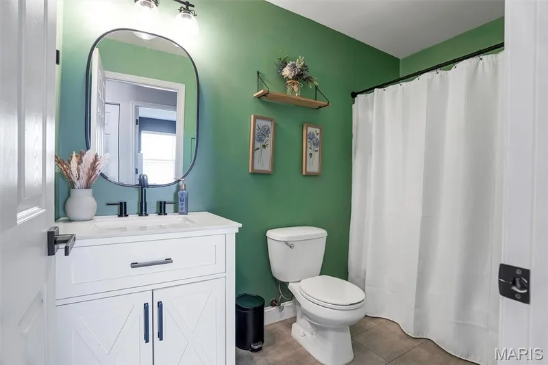 2046 Preston Woods Parkway, Lake St. Louis, MO 63367 — listing photo 27 of 41