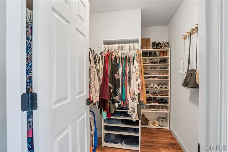 2046 Preston Woods Parkway, Lake St. Louis, MO 63367 — listing photo 32 of 41