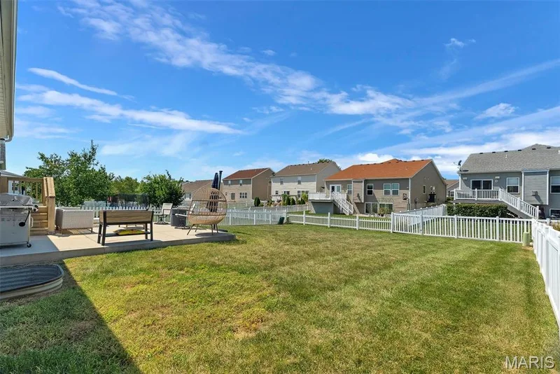 2046 Preston Woods Parkway, Lake St. Louis, MO 63367 — listing photo 36 of 41