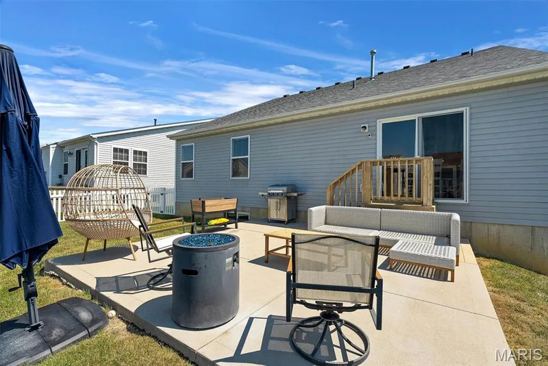 2046 Preston Woods Parkway, Lake St. Louis, MO 63367 — listing photo 40 of 41