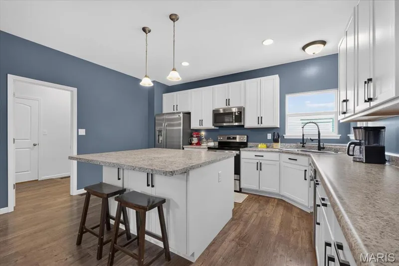 Plenty of space for the chef in this kitchen — 634 Creek Bend Drive, Lake St. Louis, MO 63367