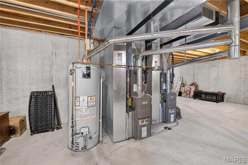 Dual zoned hvac and ready for your finishes — 634 Creek Bend Drive, Lake St. Louis, MO 63367