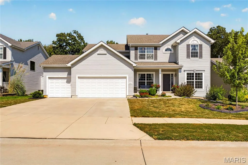Welcome to 634 Creek Bend Dr — 634 Creek Bend Drive, Lake St. Louis, MO 63367