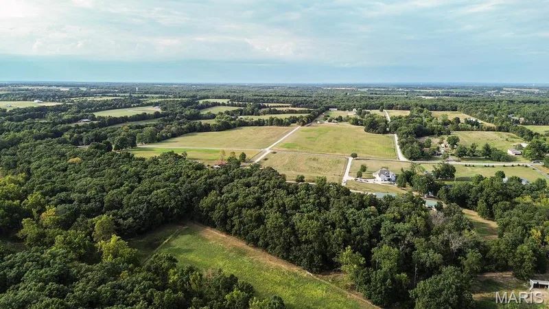 2839 Oberhelman Road, Foristell, MO 63348 — listing photo 2 of 75