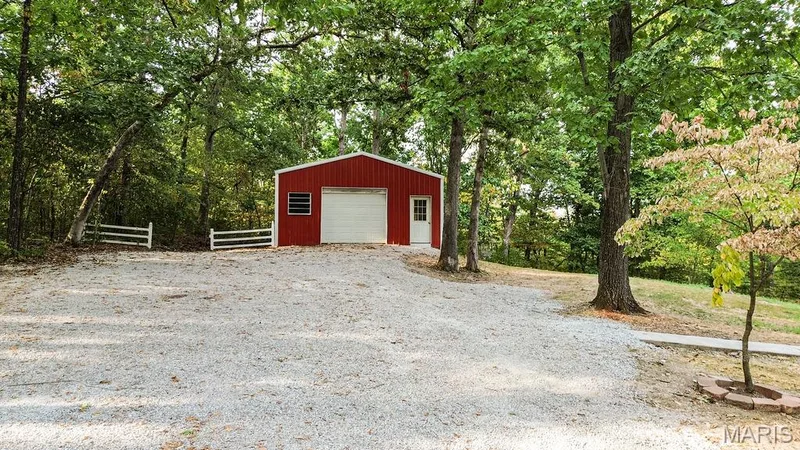 2839 Oberhelman Road, Foristell, MO 63348 — listing photo 3 of 75