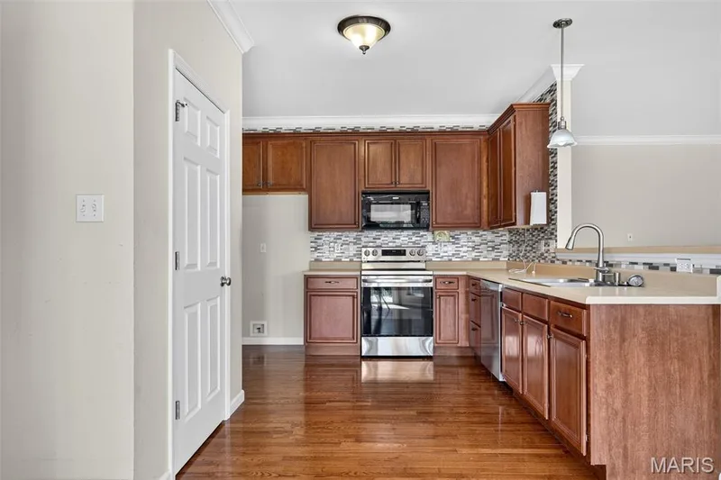 3200 Bentwater Place, St Charles, MO 63301 — listing photo 15 of 72