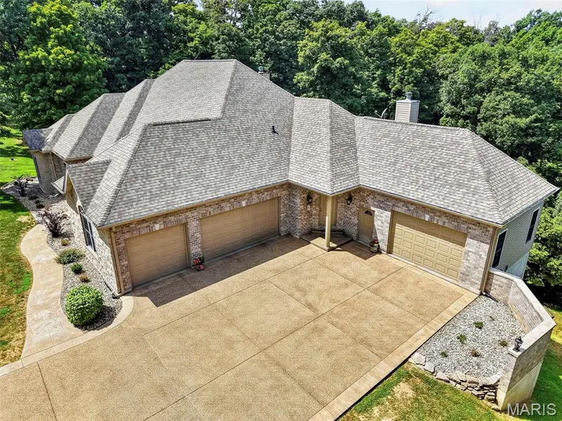 3840 Rooster Ridge Lane, Defiance, MO 63341 — listing photo 4 of 83