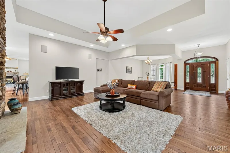 3840 Rooster Ridge Lane, Defiance, MO 63341 — listing photo 12 of 83