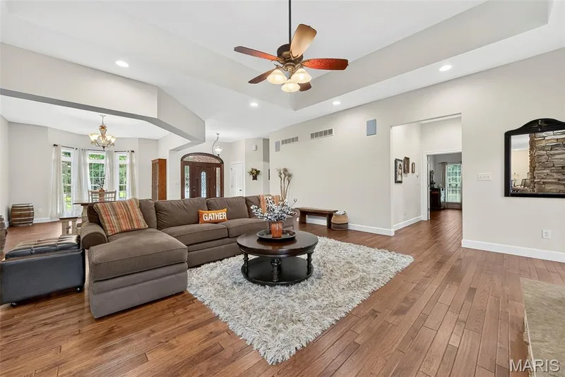 3840 Rooster Ridge Lane, Defiance, MO 63341 — listing photo 13 of 83