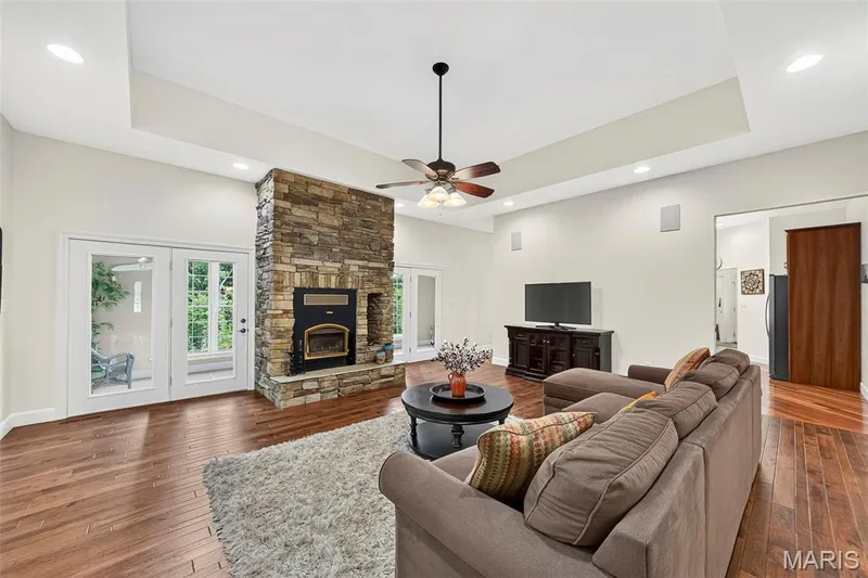 3840 Rooster Ridge Lane, Defiance, MO 63341 — listing photo 14 of 83