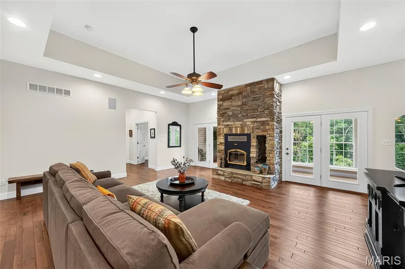 3840 Rooster Ridge Lane, Defiance, MO 63341 — listing photo 15 of 83