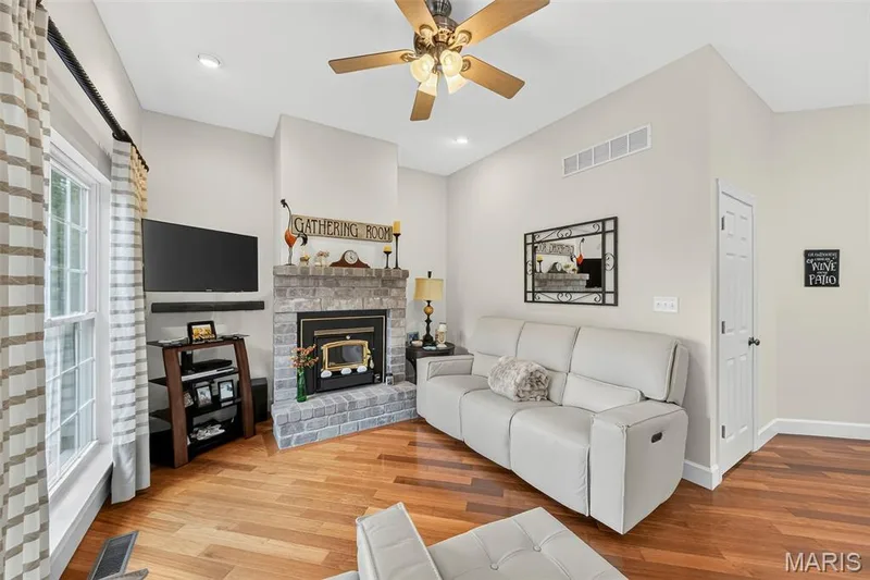 3840 Rooster Ridge Lane, Defiance, MO 63341 — listing photo 19 of 83