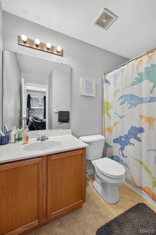 425 Wild Oak Drive, O'Fallon, MO 63368 — listing photo 17 of 33