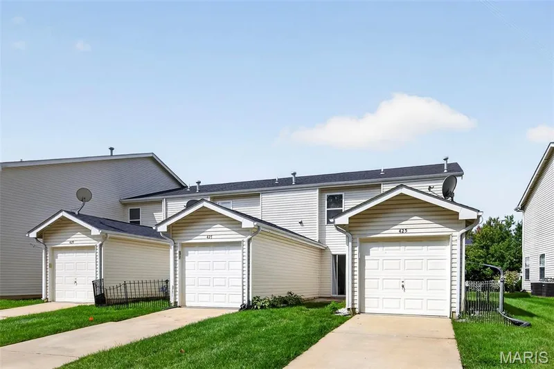 425 Wild Oak Drive, O'Fallon, MO 63368 — listing photo 26 of 33