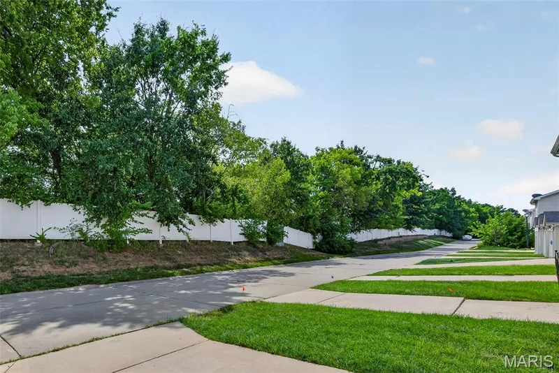 425 Wild Oak Drive, O'Fallon, MO 63368 — listing photo 27 of 33