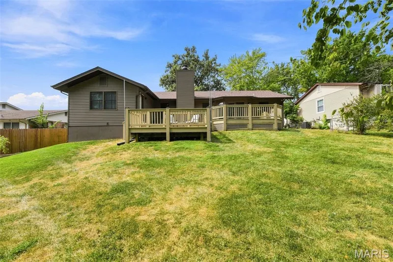 Back of Home — 8 Ardwick Drive, St Peters, MO 63376
