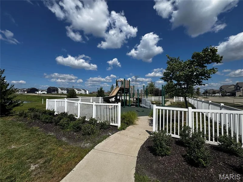 401 Copperfield Court, St Charles, MO 63301 — listing photo 33 of 37