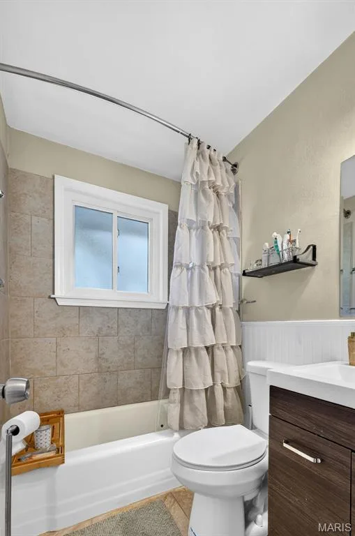 1316 Clearview Drive, St Charles, MO 63303 — listing photo 13 of 37