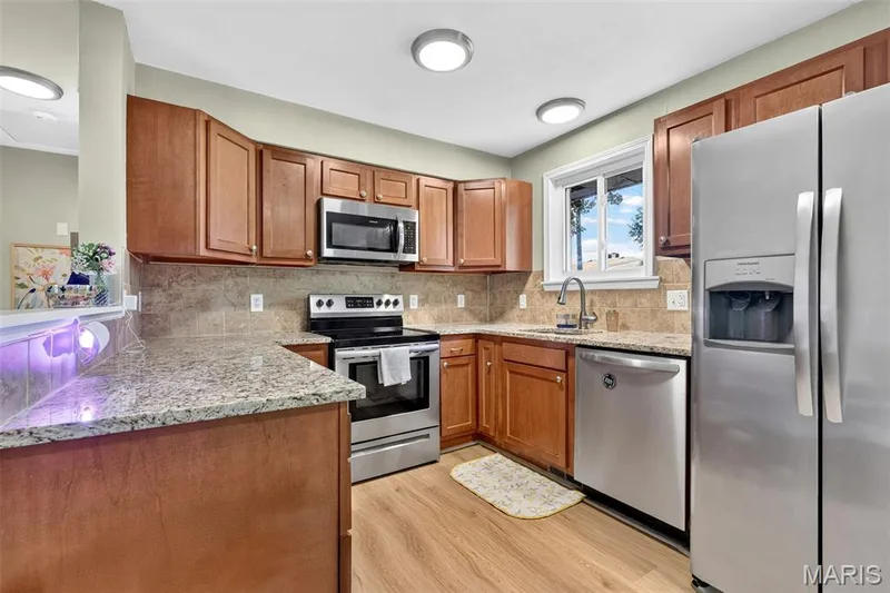 1316 Clearview Drive, St Charles, MO 63303 — listing photo 17 of 37