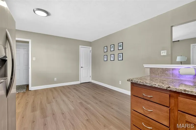1316 Clearview Drive, St Charles, MO 63303 — listing photo 18 of 37