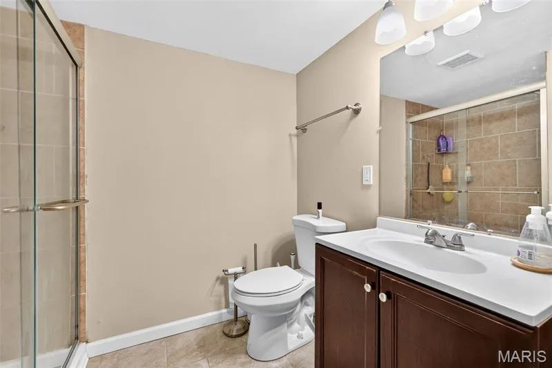 1316 Clearview Drive, St Charles, MO 63303 — listing photo 27 of 37