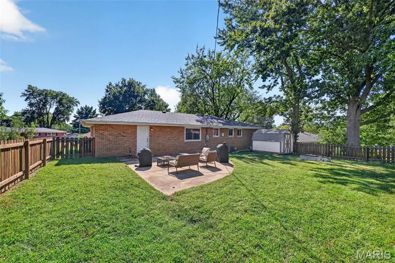 1316 Clearview Drive, St Charles, MO 63303 — listing photo 31 of 37