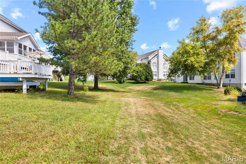 1015 Nooning Tree Drive, Chesterfield, MO 63017 — listing photo 6 of 6