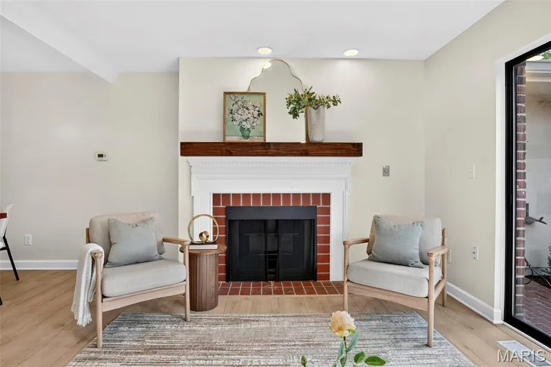 808 Coalport Drive, Chesterfield, MO 63141 — listing photo 5 of 40