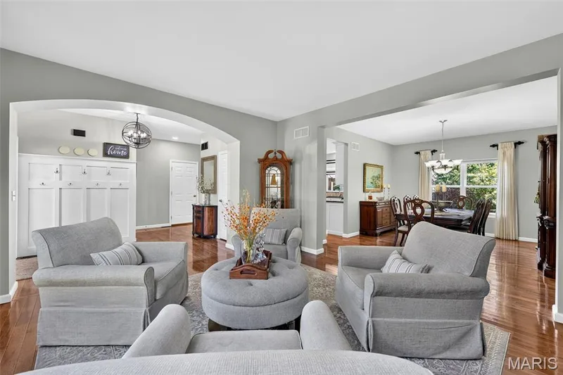 522 Ironwood Drive, O'Fallon, MO 63368 — listing photo 7 of 79