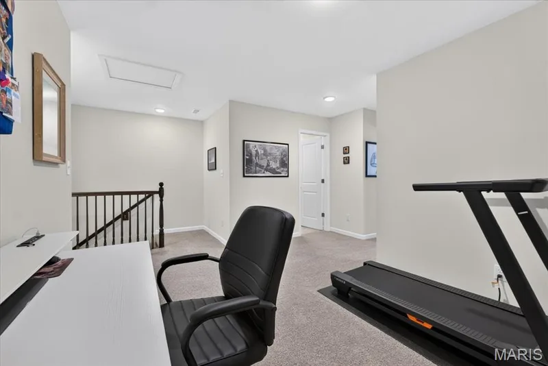 427 Sunset Hollow Drive, Wentzville, MO 63385 — listing photo 18 of 42