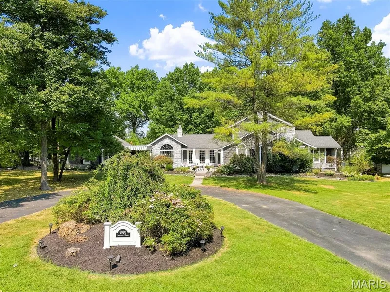 6020 Lafayette Drive, Weldon Spring, MO 63304 — listing photo 4 of 89