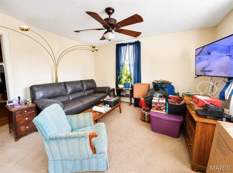 2119 N 4th Street, St Charles, MO 63301 — listing photo 8 of 24