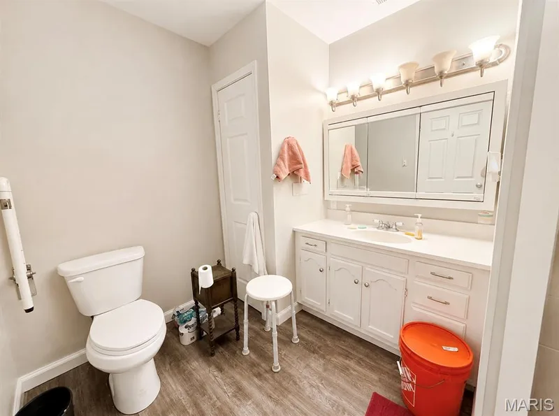 2119 N 4th Street, St Charles, MO 63301 — listing photo 21 of 24
