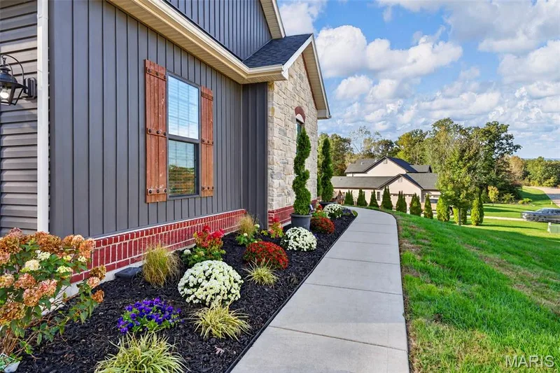 305 Crescent Oak Court, New Melle, MO 63385 — listing photo 6 of 70