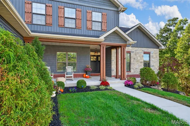 305 Crescent Oak Court, New Melle, MO 63385 — listing photo 7 of 70