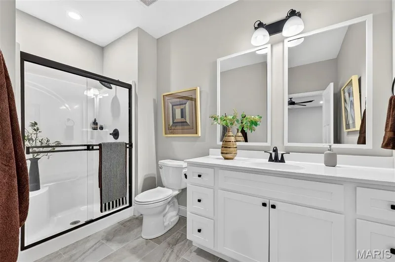 Bath #3 - 2nd floor En-Suite's private bath — 305 Crescent Oak Court, New Melle, MO 63385