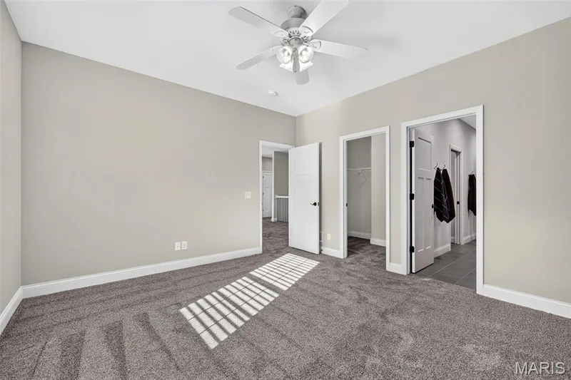 Bedroom #4- 2nd Floor Bedroom w/ Jack-N-Jill Bath, private Walk-in Closet — 305 Crescent Oak Court, New Melle, MO 63385