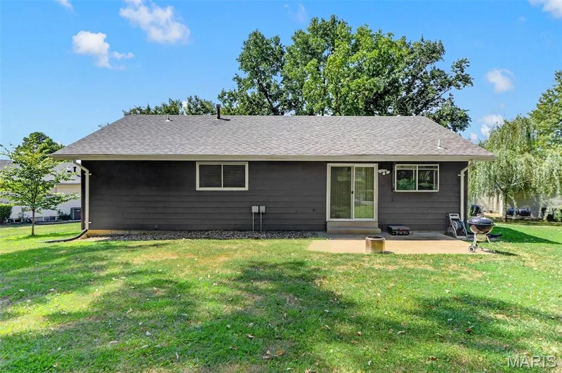 15 Cherrywood Court, St Peters, MO 63376 — listing photo 16 of 22