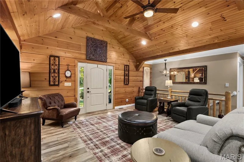 10302 Dellwood Court, Foristell, MO 63348 — listing photo 5 of 37